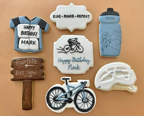 Bike Cookies Decorated, Bike Cookies, Cheers And Beers To 40 Years, Bicycle Party, Ride Aesthetic, Bike Cakes, Decorative Cookies, Royal Iced Cookies, Sugar Cookie Royal Icing