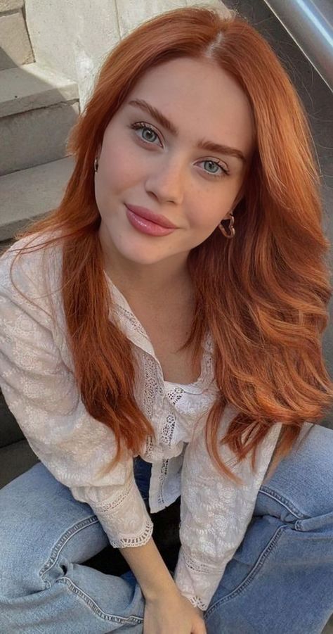 Red Head With Blue Eyes, Red Hair Blue Eyes, Red Head, Love Island, Blue Hair, Redheads, Blue Eyes, Red Hair, Hair Ideas