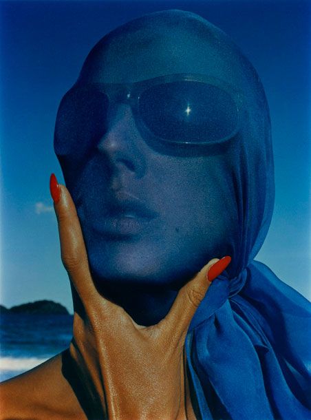 Surrealism Fashion, High Fashion Photography, Getty Museum, Richard Avedon, Apollo 11, Blue Scarf, Commercial Photographer, Photography Inspo, Blue Aesthetic