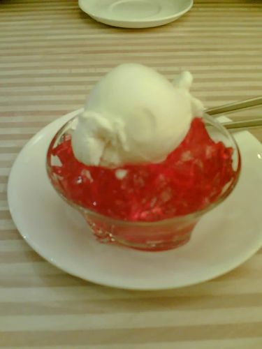 Jelly And Ice Cream, 1980s Party Food, 80s Ice Cream, Childhood Desserts, Irish Childhood, Party Food Favorites, 60s Childhood, Childhood Food, 80s Memories