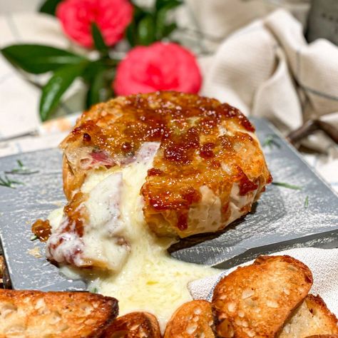 Phyllo baked Brie with Prosciutto and Fig Jam Baked Brie Prosciutto, Baked Brie With Fig Jam And Bacon, Baked Brie With Honey Fig And Prosciutto, Baked Brie And Fig Jam, Fig Goat Cheese Prosciutto, Baked Brie Appetizer, Brie Appetizer, Brie Recipes, Elegant Appetizers