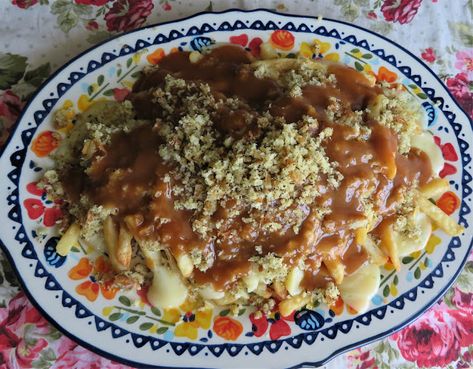 Poutine Gravy, Bread Stuffing, Bread Dressing, Summer Savory, Leftover Beef, Hot Chip, The English Kitchen, Weekend Cooking, English Kitchen