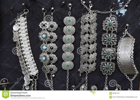 Turkish Clothes, Jewellery Showcase, Ottoman Jewelry, Turkish Clothing, Inside My Bag, Turkish Traditional, Traditional Clothes, Traditional Costume, Traditional Jewelry