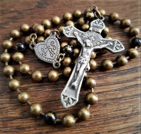 Rare Authentic Old Prototype Military Brass Pull Chain Rosary Circa WW1 Chain Rosary, Barbie Christmas Ornaments, Christmas Barbie, Fun Bracelet, Vintage Bunny, Brass Pulls, Pull Chain, Glass Heart, Rose Pattern