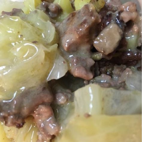 Beef Potato Casserole, Casserole With Potatoes, Ground Beef And Spinach, Hamburger And Potatoes, Ground Beef And Cabbage, Easy Delicious Dinners, Spinach Casserole, Cabbage And Potatoes, Ground Beef And Potatoes