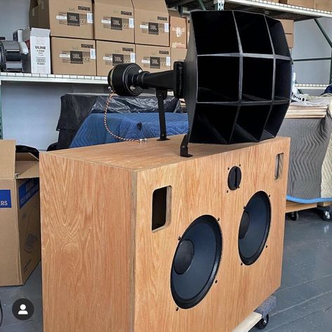 Ojas Speakers, Hifi Furniture, Diy Hifi, Hifi Turntable, Hifi Audiophile, Speaker Projects, Altec Lansing, Horn Speakers, Best Speakers