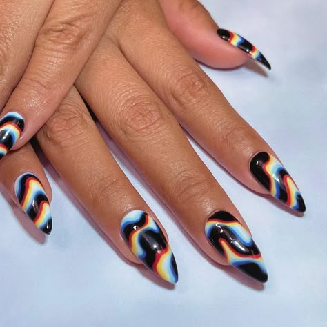 Halloween Blooming Gel, Optical Illusions Nails, Optical Illusions Nail Art, Godzilla Nails, Optical Illusion Nail Art, Heat Map Nails, Hypnotic Nails, Art Nouveau Nails, Kaleidoscope Nails