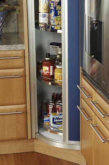 Now BHG.com Where do I get this???"Corner Pantry  A sliding pocket door reveals a corner pantry unit, which houses groceries on lazy Susan-style shelves. This solution provides plenty of storage for the kitchen's dry goods." Pantry Lazy Susan, Kitchen Corner Pantry, Corner Pantry Ideas, Pantry Unit, Kitchen Corners, Sliding Pocket Door, No Pantry Solutions, Style Shelves, Corner Pantry