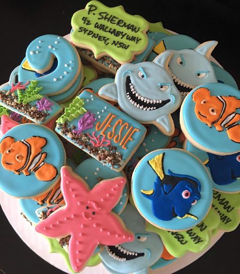 Finding Nemo Treats, Finding Nemo Desserts, Finding Nemo Cookies, Nemo Cookies, Finding Nemo Birthday Party Ideas, Finding Nemo Birthday Cake, Dory Birthday Party, Finding Nemo Party, Finding Dory Birthday