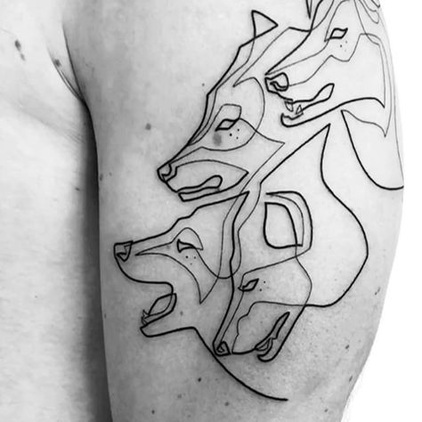 Wolf Pack Tattoo, Geometric Wolf Tattoo, Mo Ganji, Cubs Tattoo, One Line Tattoo, Petit Tattoo, Geometric Wolf, Queen Tattoo, Wrist Tattoos For Guys