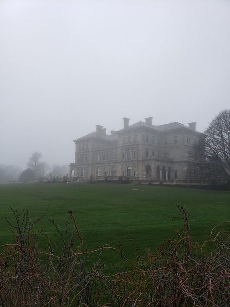 Old Mansion Aesthetic, English Countryside Aesthetic, Manor Aesthetic, Old English Manor, Evil Corporation, English Mansion, Mansion Aesthetic, English Manor Houses, Old Mansion