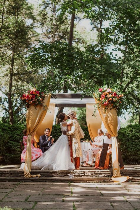 I always love it when two individuals incorporate their cultures into their wedding day. This combination can create a really magical, new experience. For these two, it was combining both their various faiths and cultures into one exciting celebration! Read more to witness how this couple merged Hindu wedding rituals step by step with Jewish wedding traditions at this fusion wedding! Hindu Wedding Rituals, Jewish Wedding Traditions, Interfaith Wedding, Jewish Marriage, Wedding Ceremony Script, Hindu Wedding Ceremony, Hindu Rituals, Wedding Canopy, Hindu Culture