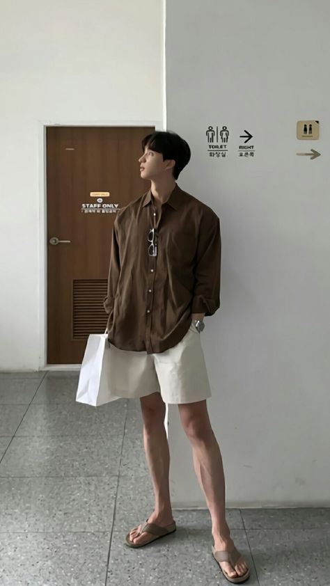 Sandals Outfit Men Korean, Japan Summer Outfits Men, Asian Men Summer Outfit, Summer Fits Men 2024, Japanese Summer Outfits Men, Korean Men Outfit Casual Summer, Korean Men Summer Outfit, Japanese Mens Fashion Street Styles, Travel Outfit Men