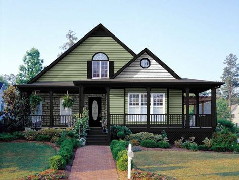 Green House With Black Trim, Green House Black Trim, Sage Green Siding, Sage Green House Exterior, House Black Trim, House With Black Trim, Black Trim Exterior House, Sage Green House, Green House Exterior