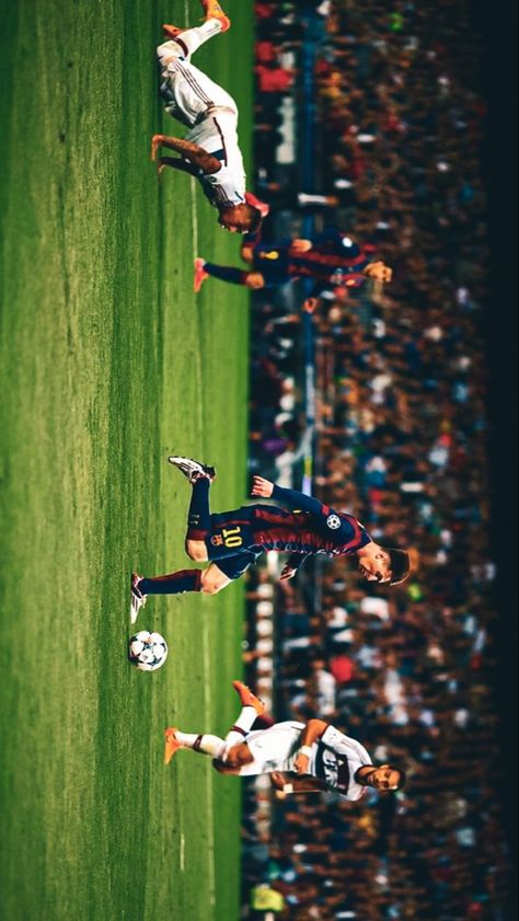 Messi dribbling Playing Football Aesthetic, Football Messi, Fc Barcelona Wallpapers, Messi Videos, Lionel Messi Fc Barcelona, Lionel Messi Barcelona, Messi Soccer, Soccer Photography, Messi Vs