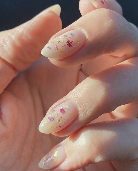 Cottagecore Nails, Marrow Fine, Wildflower Wedding Theme, Cottagecore Wedding, Wedding Floral Centerpieces, Simple Acrylic Nails, Fairy Wedding, Wedding Nails For Bride, Wildflower Wedding