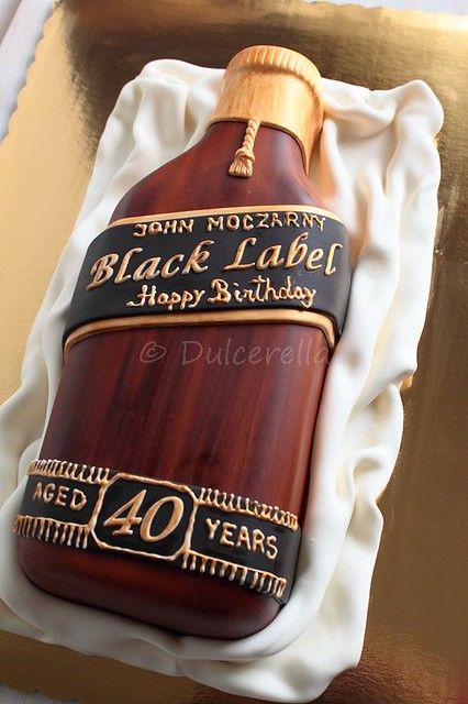 Johnny Walker Black Label cake | Mihaela LeCedre | Flickr Black Label Cake Ideas, Johnny Walker Cake, Black Label Cake, Johnny Walker Black Label, 70th Cake, 50th Birthday Cakes For Men, 75 Birthday, 35 Birthday, Husband 40th Birthday