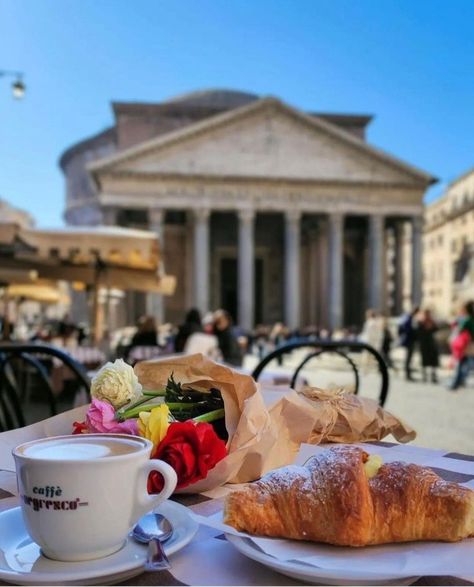 Rome In December, Travel Rome, Moodboard Inspo, Rome Travel, Morning Ritual, Coffee Cafe, Photo Idea, Rome Italy, Coffee Time