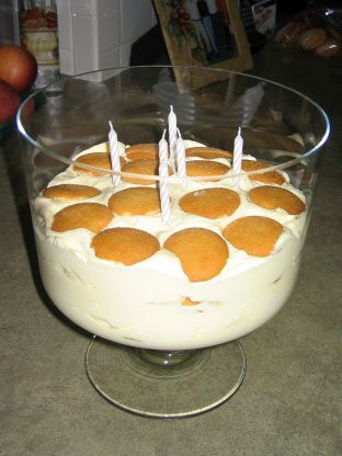 Sues Quick N Easy Banana Pudding Recipe - Dessert.Genius Kitchensparklesparkle Quick Banana Pudding, Sugar Free Banana Pudding, Easy Banana Pudding Recipe, Magnolia Bakery Banana Pudding, Instant Banana Pudding, Easy Banana Pudding, Banana Pudding Recipe, Family Desserts, Magnolia Bakery