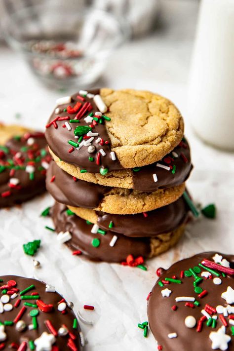 These Chewy Peanut Butter Cookies with soft centers and slightly crisp edges are going to be your new favorite cookie! Enjoy them as is, or elevate them by dipping in dark chocolate and decorating with festive holiday sprinkles. Chocolate and peanut butter is a duo that captivates dessert lovers everywhere! #peanutbuttercookies #peanutbutter #christmascookies #christmasdesserts Easy Christmas Cookies Decorating, Chocolate Christmas Cookies, Chocolate Melting Wafers, Chewy Peanut Butter Cookies, Frozen Cookie Dough, Holiday Sprinkles, Chocolate And Peanut Butter, Dessert Lover, Chewy Cookie