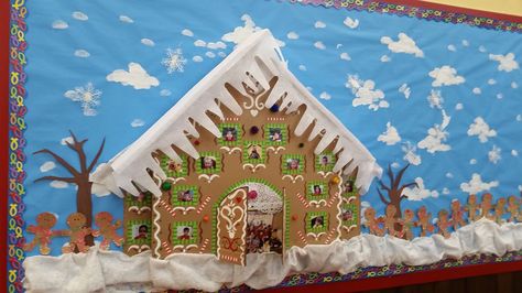 Ginger Bread Man Bulletin Board Ideas, Ginger Bread House Bulletin Board, Gingerbread Man Bulletin Board Ideas, House Bulletin Board Ideas, Daycare Prices, Christmas Ginger Bread, Prek Christmas, Early Preschool, Disney Themed Classroom