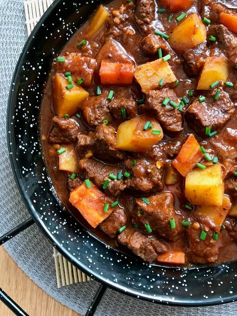 Carne Guisada, Pot Recipes Easy, Goulash, The Chef, Healthy Eating Tips, Easy Healthy Dinners, Vegan Dishes, Healthy Dinner Recipes Easy, Easy Cooking