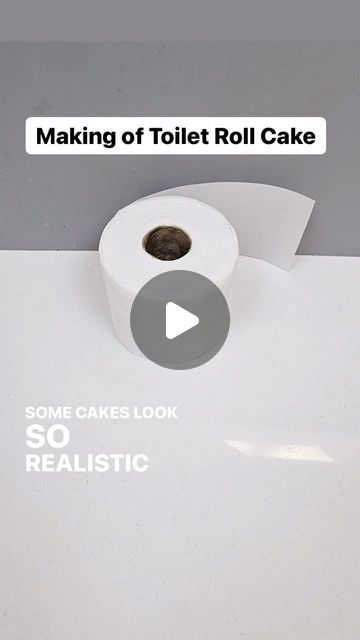 Toilet Roll Cake, Cake Decorating Hacks, Illusion Cakes, Toilet Paper Cake, Amazing Cake Decorating, Decorating Hacks, Realistic Cakes, Cake Artist, Amazing Cake