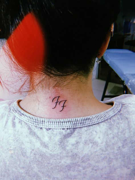 Foo Fighters Inspired Tattoos, Foo Fighters Symbol, Foo Fighters Everlong Tattoo, Foo Fighters Nails, Foo Fighters Aesthetic, Everlong Tattoo, Foo Fighters Tattoo, Fighter Tattoo, Woodcut Tattoo