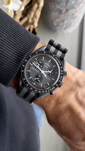 Moonswatch Strap, Suits And Tattoos, Wrist Watch Design, Tactical Watch, Boots Outfit Men, Tech Watches, Timeless Watches, Timex Watches, G Shock Watches