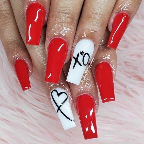 Valentines Nails With R Initial, Valentines Day Nails Sharp, Valentines Nails Acrylic 2024, Easy Valentines Nail Designs, Cute Valentine’s Day Nails Square, Red Xo Nails, Valentines Coffin Nail Ideas, Valentine Nails Designs Acrylic, Valentines Theme Nails