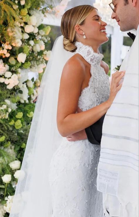 Sofia Richie Bride, Classic Wedding Bun Hairstyles, Slick Bridal Bun With Veil, Slick Back Bun With Veil, Wedding Dress Hair Up, Bridal Hairstyles For High Neck Dresses, Sophie Richie Hair Wedding, Sleek Bridal Hair With Veil, Sofia Richie Wedding Hair Bun