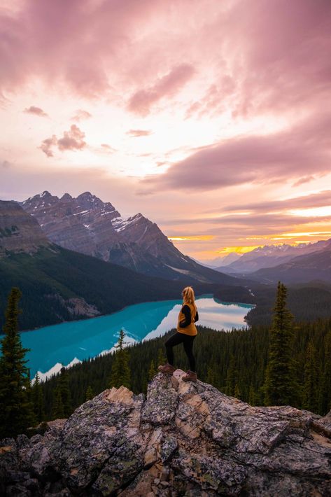 Best Time To Visit Banff, Banff Travel, Things To Do In Banff, Vermillion Lakes, Peyto Lake, Backpacking Essentials, Chateau Lake Louise, Johnston Canyon, Icefields Parkway