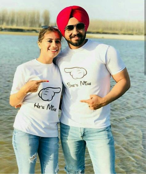 Couple Tshirts Photoshoot, Hindi Fashion, Mehendi Outfits, Punjabi Couple, Pre Wedding Photoshoot Outdoor, Wedding Pose, Pre Wedding Poses, Couple Tees, Couple Style