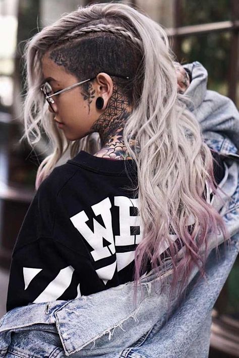 35 Simple Long Hair Style You Can Copy Now easy and simple hairstyle Hair Styles With Colored Hair, Viking Undercut Women, Hair Color Shorthair, Undercut Color Ideas, Deathhawk Long, Long Hair Undercut Women, Long Hair Character Design, Undercut Hairstyles Women Long Hair, Punk Long Hair