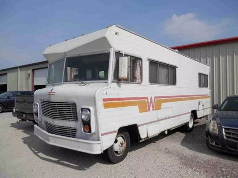 1976 Winnebago - Texoma Classics We will be doing a lot of work on the engine to get this motorhome running. There is also a leak in the roof that we will be diagnosing and fixing. #Winnebago #Restoration #RV #1976Winnebago Winnebago Remodel, Winnebago Chieftain, Winnebago Brave, Sherman Texas, Chris Craft, Fuel Prices, Autumn Decorating, Rv Remodel, Adventure Explore