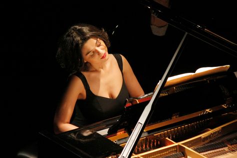 Piano Photoshoot, 2024 Music, Piano Aesthetic, Piano Forte, Orchestra Conductor, Khatia Buniatishvili, Classical Musicians, Jazz Piano, Piano Player