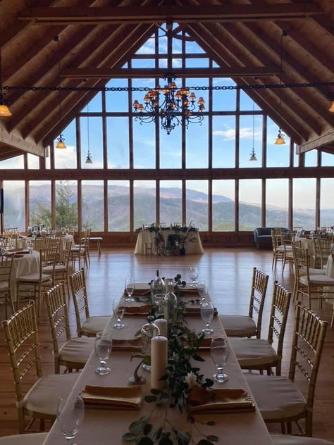 Wedding Venue In The Mountains, Snowy Mountain Wedding Venues, Wedding After Party Venues Indoor, Indoor Mountain Wedding, Snowy Wedding Reception, November Wedding Venues, Utah Wedding Venues Indoor, Indoor Colorado Wedding Venues, Wedding Party Venues Indoor