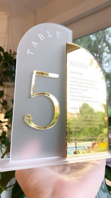 Blushing Bean Design Co. on Instagram: "Menu Table Numbers - These have been a huge hit this year #tablemenus #tablenumbers #weddingmenus #weddingsignage #weddingsigns #weddingstationery #weddingsign #acrylicsign #acrylicsignage #acrylicsigns #tablesetting" Restaurant Table Tops, Acrylic Table Number, Acrylic Signage, Acrylic Table, Cake Flavors, Acrylic Sign, Menu Cards, Put A Ring On It, Wedding Table Numbers