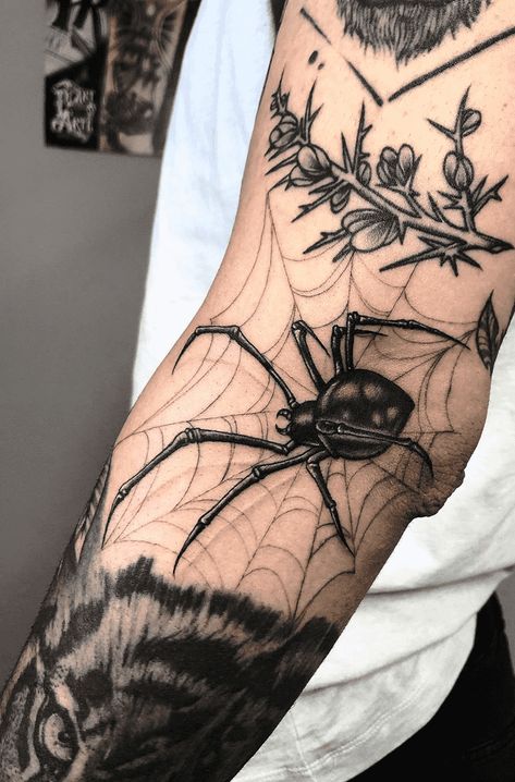 Spider Tattoo Design Images (Spider Ink Design Ideas) Tattoo Crane, Spider Web Tattoo, Web Tattoo, Insect Tattoo, Elbow Tattoos, Theme Tattoo, Spider Tattoo, Creepy Tattoos, Knee Tattoo