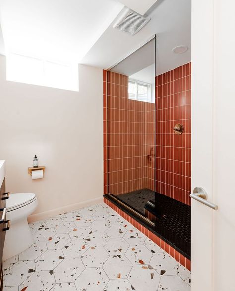 We can’t believe our eyes with this beautiful retro inspired shower installation by @moonstone.mn featuring our Terra Cotta Groove ceramic subway tiles 😍👏 Swipe through to see more of this beautiful project and run don’t walk to see more at @moonstone.mn 🔥 Bathroom Subway Tiles, Traditional Backsplash, Subway Tiles Bathroom, 3d Wall Tiles, Shower Installation, Terracotta Wall, Matte Ceramic, Tile Edge, Ceramic Subway Tile