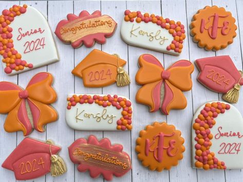 Bow Cookies, Graduation Cookies, Gourmet Cookies, Graduation Ideas, Grad Parties, Grad Party, Orange Gold, Senior Year, Sweet 16