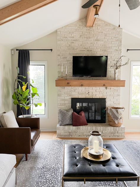 White Wash Brick Fireplace, Red Brick Fireplaces, White Brick Fireplace, Painted Brick Fireplace, Painted Brick Fireplaces, Paint Fireplace, Brick Fireplace Makeover, White Fireplace, Fireplace Remodel