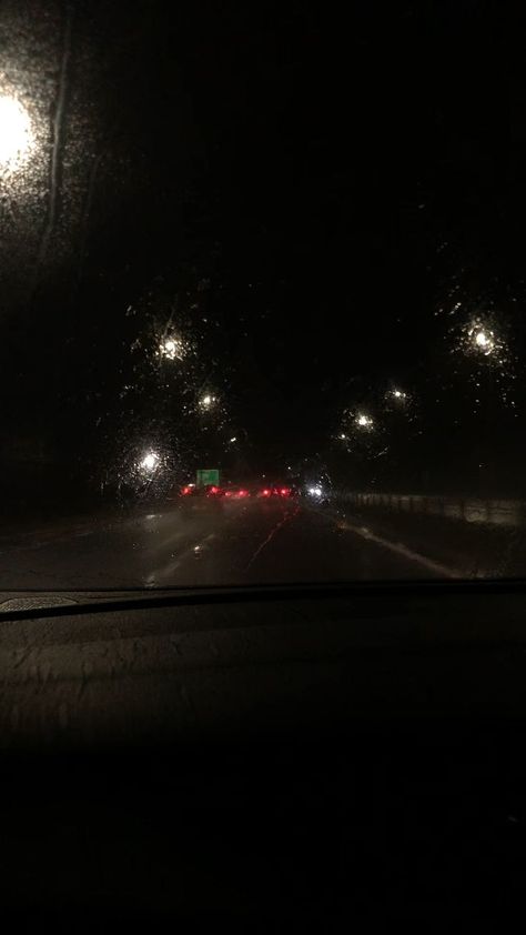 Rauch Fotografie, Psy I Szczenięta, Fotografi Kota, Night Scenery, Driving Photography, Aesthetic Photography Nature, Beautiful Places Nature, Creative Instagram Stories, Rain Photography