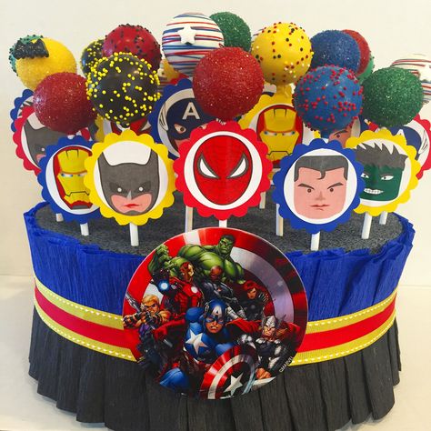 Superhero Cake Pops, Cake Pop Centerpiece, Avengers Birthday Decorations, Thor Cake, Avengers Cake, Marvel Birthday Party, Dog Treats Homemade Easy, Marvel Cake, Avenger Birthday Party