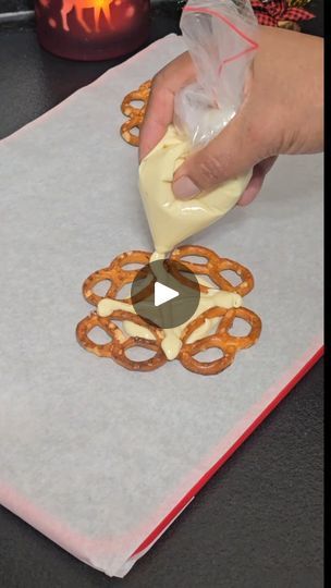 6.8K views · 25K reactions | Mind Blowing Pretzel Snowflakes

#christmas #germany #foodhack #foodie #foodporn #food #food #foodrecipes #kitchenhacks #breakfast #foodreels | Sunera Kitchen Christmas Pretzel Cookies, Pretzel Wreaths White Chocolate, Pretzel Wreath Christmas, Pretzel Snowflakes, Pretzel Christmas Snacks, Snowflake Pretzels, Christmas Party Snack Ideas, Pretzel Wreaths, Christmas Germany