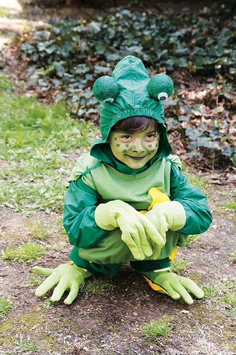 Frog Costume Kids, Halloween Costume Ideas For Boys, Cool Halloween Costume Ideas, Costume Ideas For Boys, Goldfish Costume, What To Be For Halloween, Gumball Machine Costume, Mad Scientist Costume, Halloween Costumes Kids