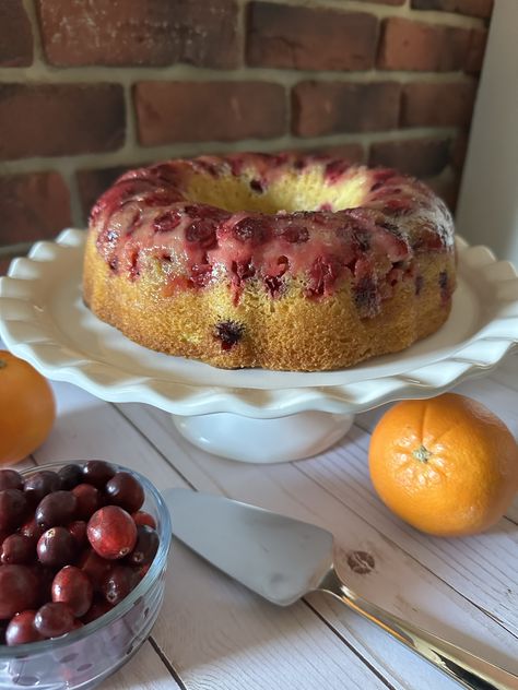 Cranberry Orange Upside Down Bundt Cake Cranberry Orange Upside Down Cake, Upside Down Bundt Cake, Cranberry Orange Cake, Cranberry Cake, Navel Oranges, Duncan Hines, Bundt Pan, Cranberry Orange, Yellow Cake