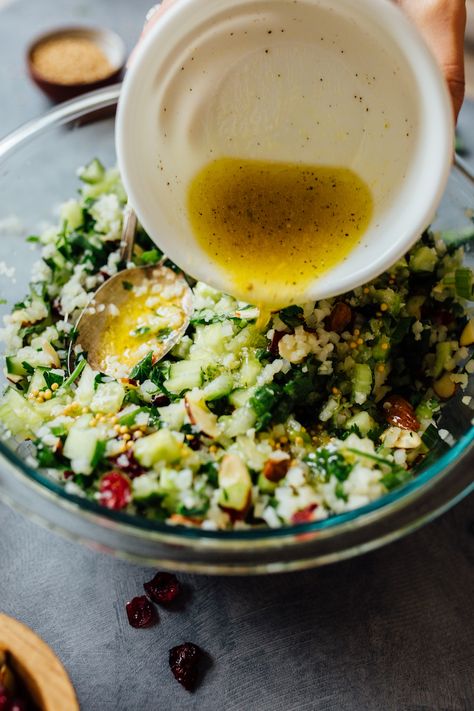 Gluten-Free Cauliflower Tabbouleh - Camille Styles Cauliflower Tabbouleh, Fennel And Orange Salad, New Year's Goals, Seder Meal, Samosa Chaat, Roasted Garlic Chicken, Nutrition Guidelines, Camille Styles, Passover Seder