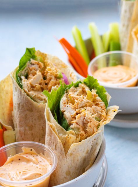 Law Carb, Salad Wrap, Buffalo Chicken Wraps, Chicken Salad Wrap, Protein Cheesecake, Buffalo Chicken Salad, Strawberry Protein, Macro Friendly Recipes, Salad Wraps