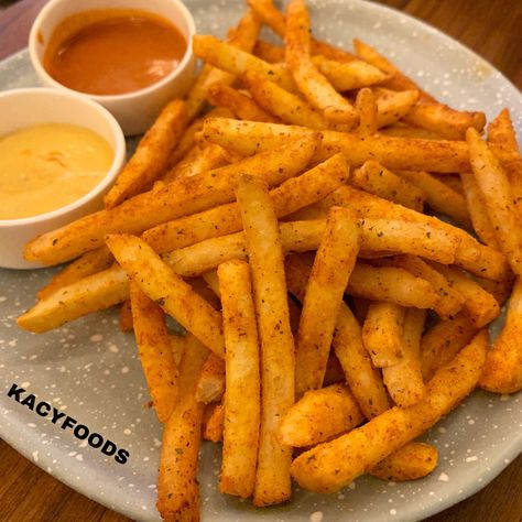 I have never met a french fry I didn’t like.. 🍟😍 . . Who else feels the same ?? 😍🤪 . In frame- peri peri fries 🍟 Location - cafe wink , shreshtha vihar @cafewink Taste- 5/5 . . Follow @kacyfoods @kacyfoods ❤️❤️ #kacy #kacyfoods #kacyfood #kacyfoodblog #kacyfoodblogs #kacyblog #kacyblogs #kacyworld #fries #periperi #periperifries #friesforlife #cafewink #food #foodelhi #foodphotography #foodies #foodstagram #foodblogger #foodiesofinstagram #foodlover #foodpic #foodlovers #foodblog #foodie Kamote Fries, Peri Peri French Fries, Peri Peri Fries, Friend Fries, Bear Drawings, Peri Peri, Food Wishes, Food Menu Design, French Fry